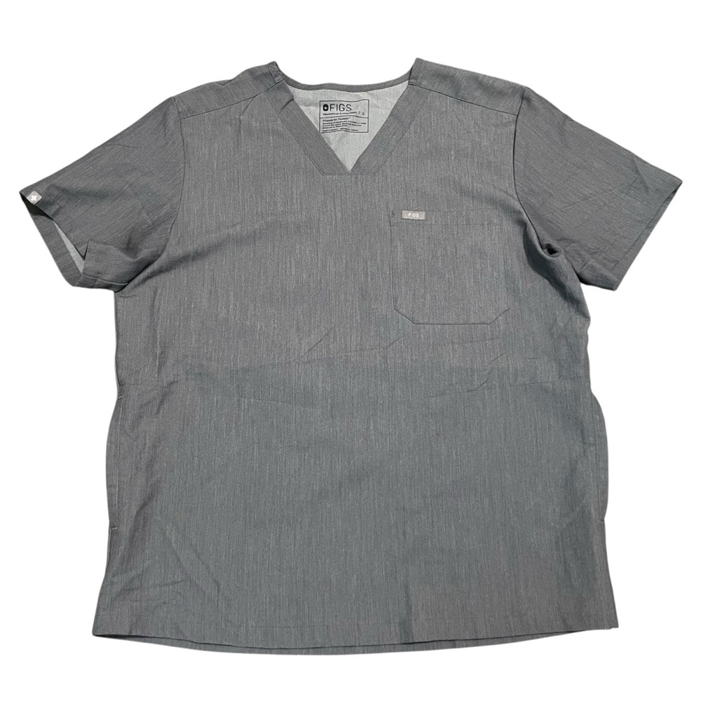 Figs Men's Chisec Three-Pocket Scrub Top | Graphite | Size Large